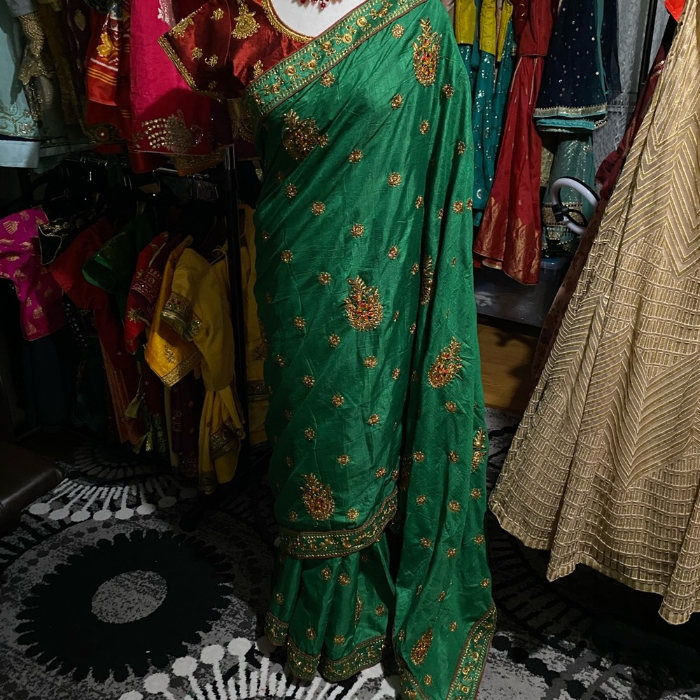 Saree - image 1